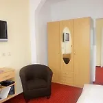 Waldhaus-hutzelhoeh Vendégház 3*