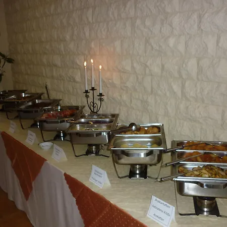 Konukevi Waldhaus-hutzelhoeh